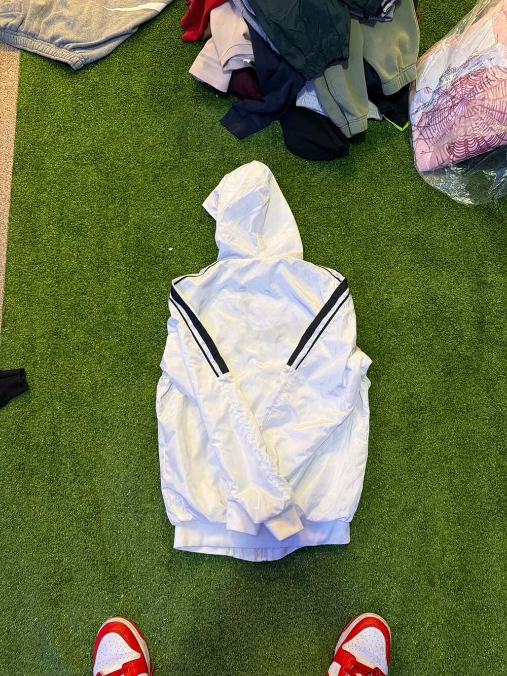 Puma White Lightweight Full-Zip Hooded Windbreaker Jacket - Picture 4 of 4